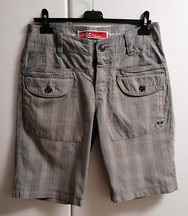 Lichtkaki geruite bermuda van EDC by Esprit, 29, Kleding | Heren, Broeken en Pantalons, Zo goed als nieuw, Ophalen of Verzenden