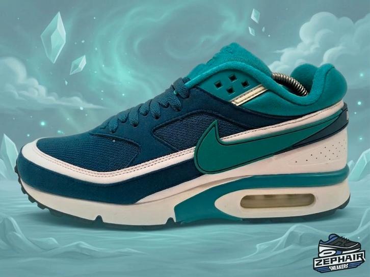 Nike Air Max Classic BW 'Marina Blue' EU43 2021, Kleding | Heren, Schoenen, Zo goed als nieuw, Sneakers, Blauw, Ophalen of Verzenden