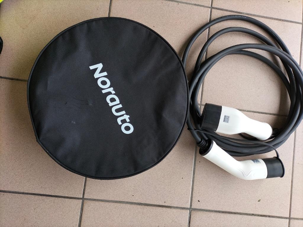 Câble de charge Southking sk-ecw16at 16a 480v ip55 5 mètres, Bricolage & Construction, Électricité & Câbles, Enlèvement, Utilisé