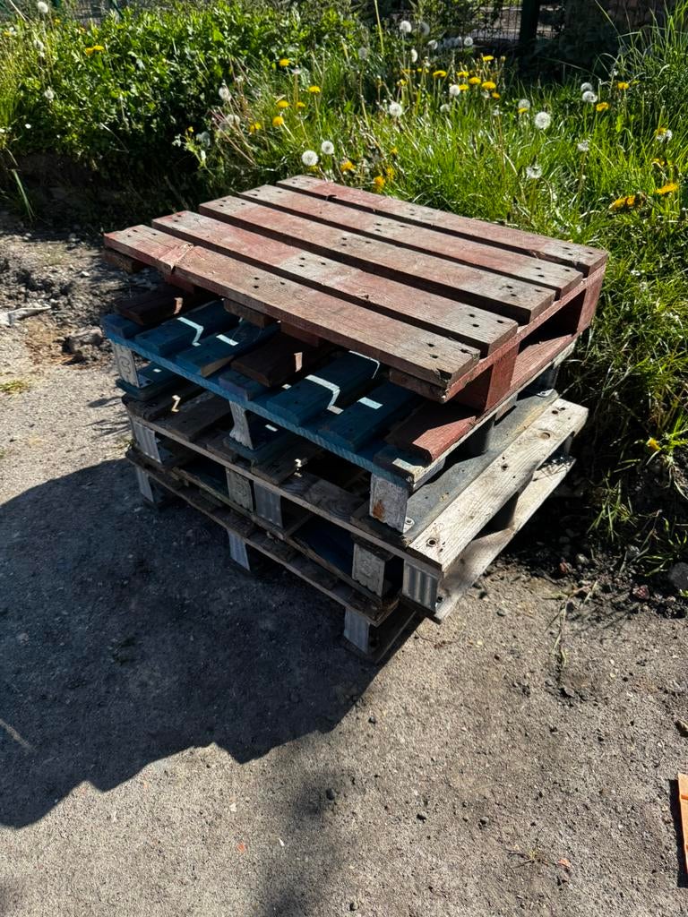 Hout om te doneren — pallets, planken, planken..., Doe-het-zelf en Bouw, Ophalen, Gebruikt