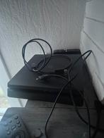 PS4 te koop met 2 controllers, Games en Spelcomputers, Ophalen, Gebruikt, Met 2 controllers