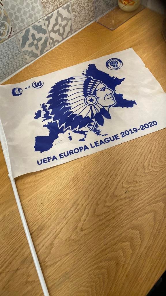 Gent buffalo uefa 2019  vlagje, Diversen, Vlaggen en Wimpels, Ophalen, Zo goed als nieuw