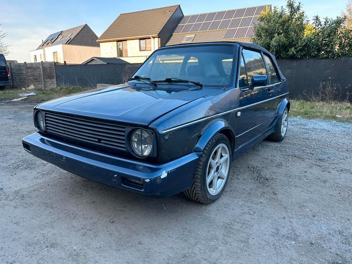 Vw Golf 1 cabrio Karmann - 1.8 - opknapper !!, Autos, Oldtimers & Ancêtres, Entreprise, Volkswagen, Essence, Cabriolet, 2 portes