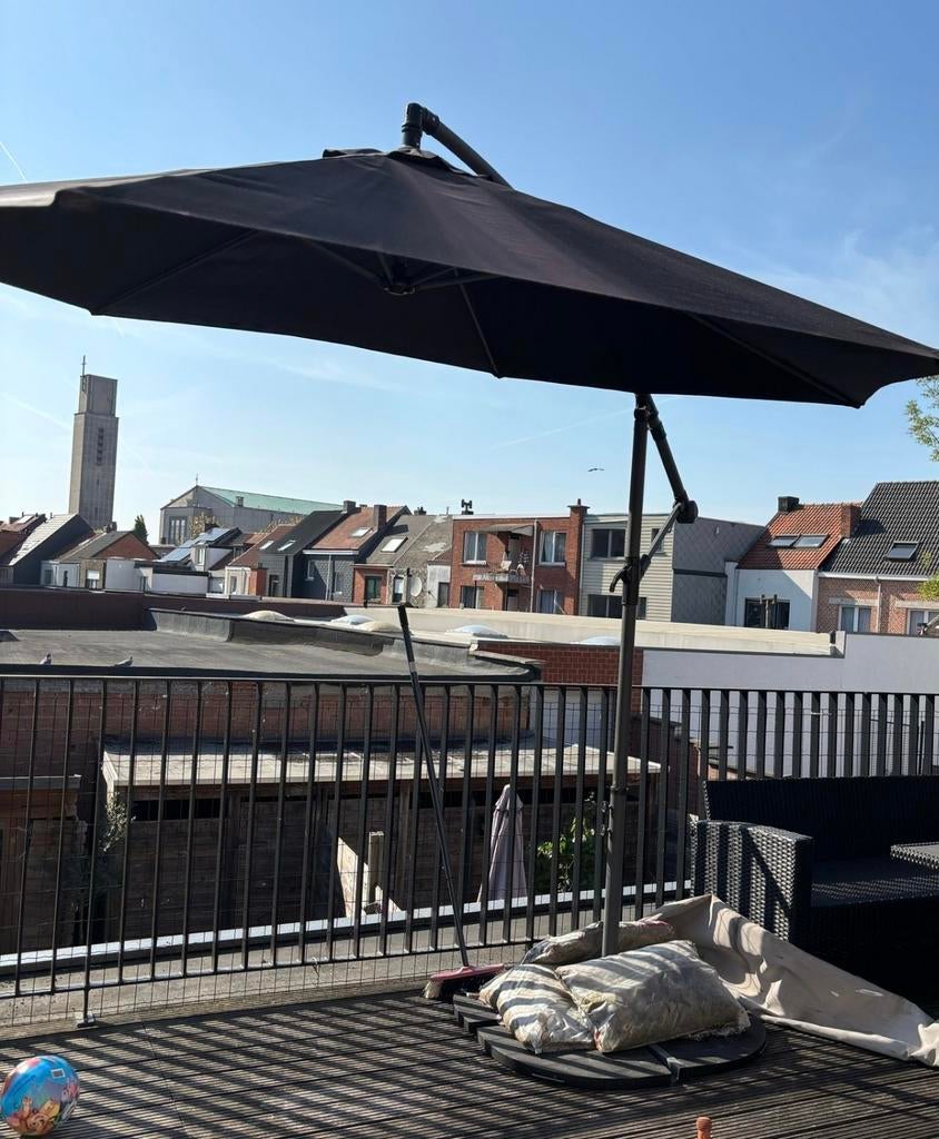 Zweefparasol met parasolstenen, Ophalen, Verstelbaar, Gebruikt, 2 tot 3 meter