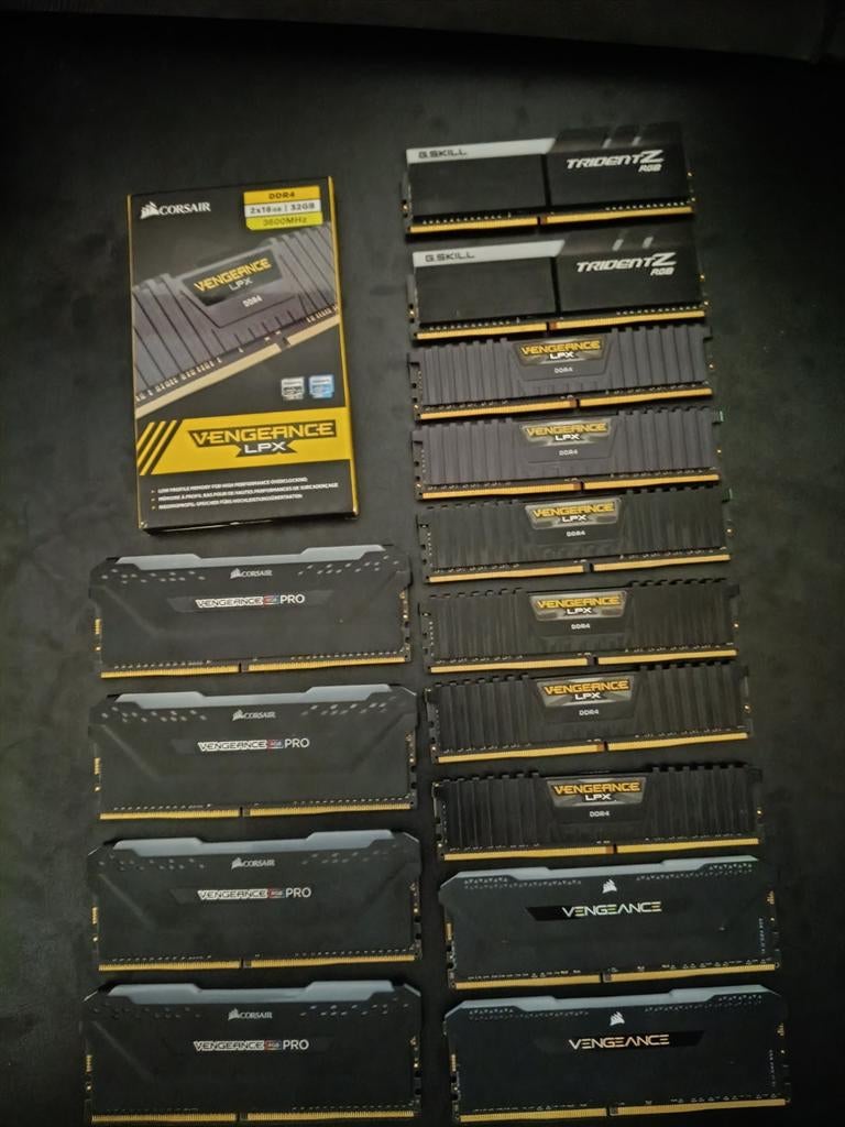 VEEL SNELLE DDR4 RAM (32GB,16GB,8GB), Computers en Software, RAM geheugen, Ophalen, 32 GB, Console, DDR4