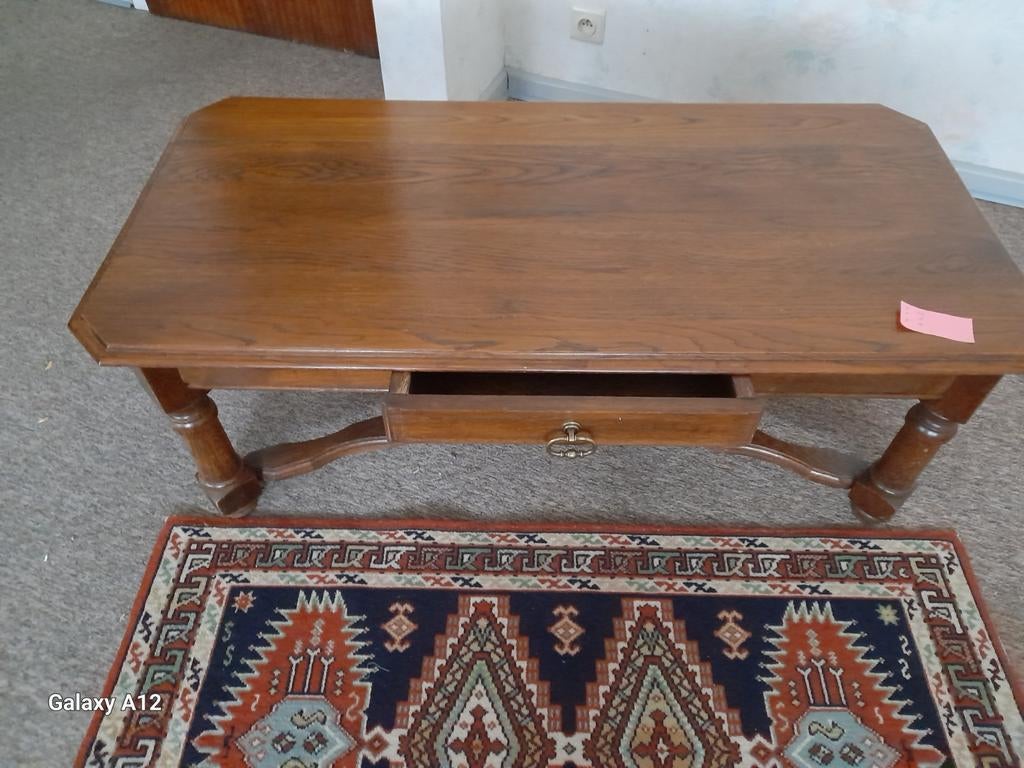 Table basse avec tiroir en chêne, Maison & Meubles, Enlèvement, Chêne