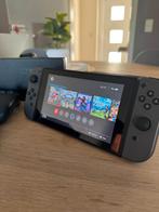 Nintendo Switch V1 Grey — Uitstekende staat, Games en Spelcomputers, Spelcomputers | Nintendo Switch, Ophalen, Gebruikt, Met games