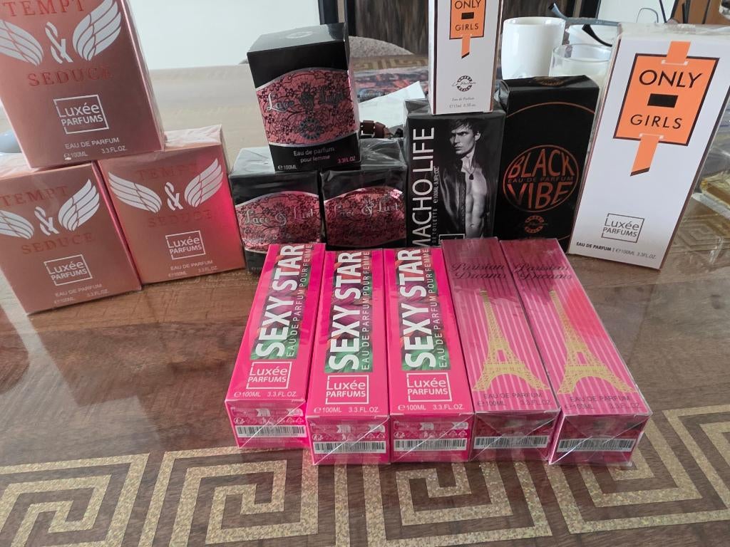 PARFUM DAMES, Bijoux, Sacs & Beauté, Beauté | Parfums, Enlèvement, Neuf