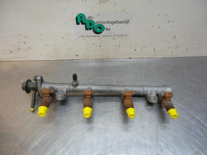 Système d'injection d'un Kia Carens (Carens 00-), Autos : Pièces & Accessoires, Systèmes à carburant, Kia, Utilisé, 3 mois de garantie