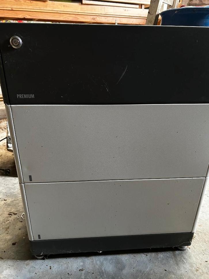 BYD 5,12KWH Battery Box thuisbatterij + Sunny boy storage, Doe-het-zelf en Bouw, Zonnepanelen en Toebehoren, Zo goed als nieuw