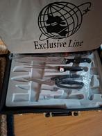 2 étuis contenant certains couteaux non utilisés., Enlèvement