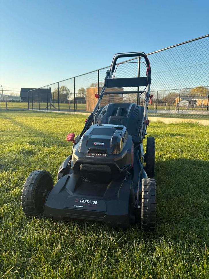 Parkside performance grasmaaier - TOPstaat, Tuin en Terras, Grasmaaiers, Zo goed als nieuw, Ophalen