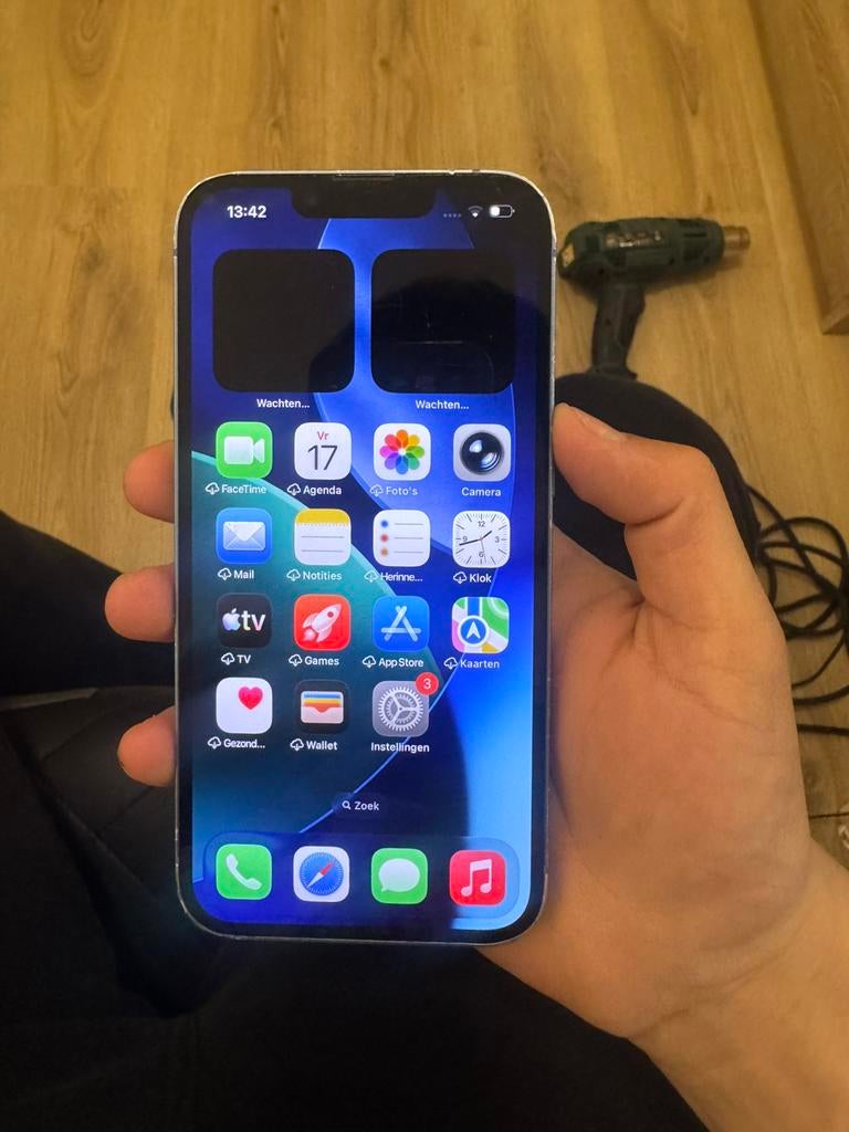 iPhone 14, Télécoms, 128 GB, Enlèvement ou Envoi, Comme neuf, 81 %