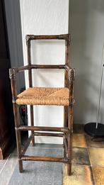 Vintage kinderstoel met rieten zitting., Enlèvement, Comme neuf, Autres types, Coulissant