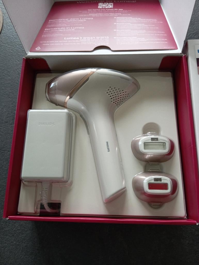 Épilateur à lumière pulsée PHILIPS LUMEA 9000 ( + Garantie ), Enlèvement, Comme neuf, Rasage ou Épilation