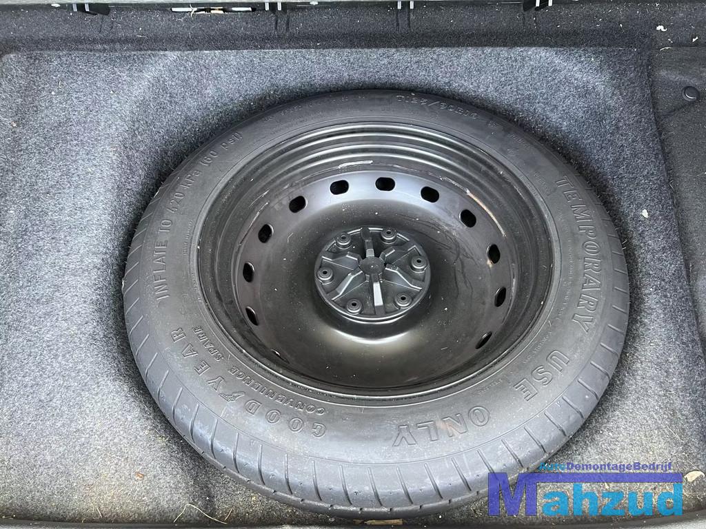 MERCEDES A B KLASSE W169 W245 Thuiskomer 16 inch 2004-2012, Auto-onderdelen, Banden en Velgen, Band(en), Gebruikt