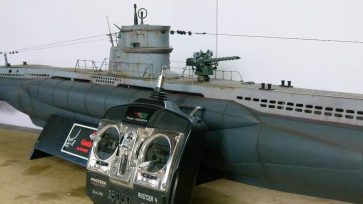 modélisme / bateau et navire, Hobby & Loisirs créatifs, Modélisme | Bateaux & Navires, Comme neuf, 1:32 à 1:50, Autres marques