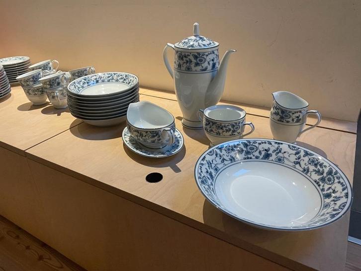 Noritake servies 2604, Antiquités & Art, Antiquités | Services (vaisselle) complet, Enlèvement