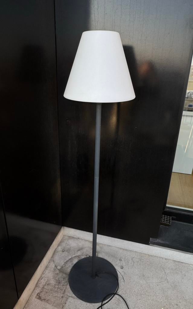 Lampadaire exterieur, Enlèvement, Utilisé