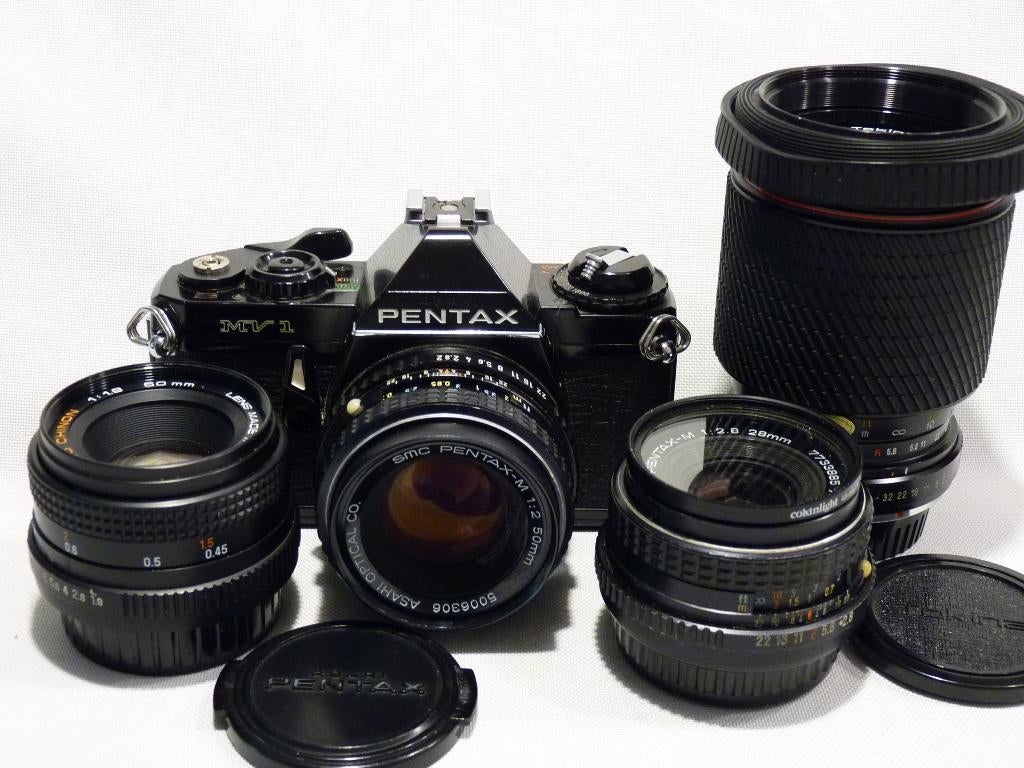 Pentax MV-1, Pentax-M 2,0/50 mm, 2,8/28, 1,9/50, 70-210 mm, TV, Hi-fi & Vidéo, Appareils photo analogiques, Enlèvement ou Envoi
