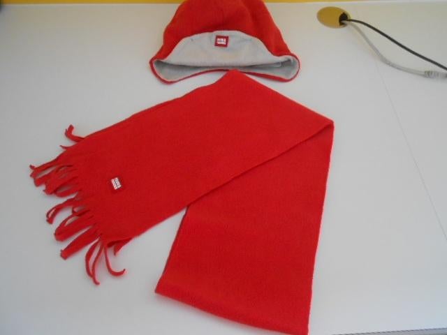 filou & friends muts en sjaal 5 jaar, Kinderen en Baby's, Kinderkleding | Mutsen, Sjaals en Handschoenen, Gebruikt, 110 t/m 116