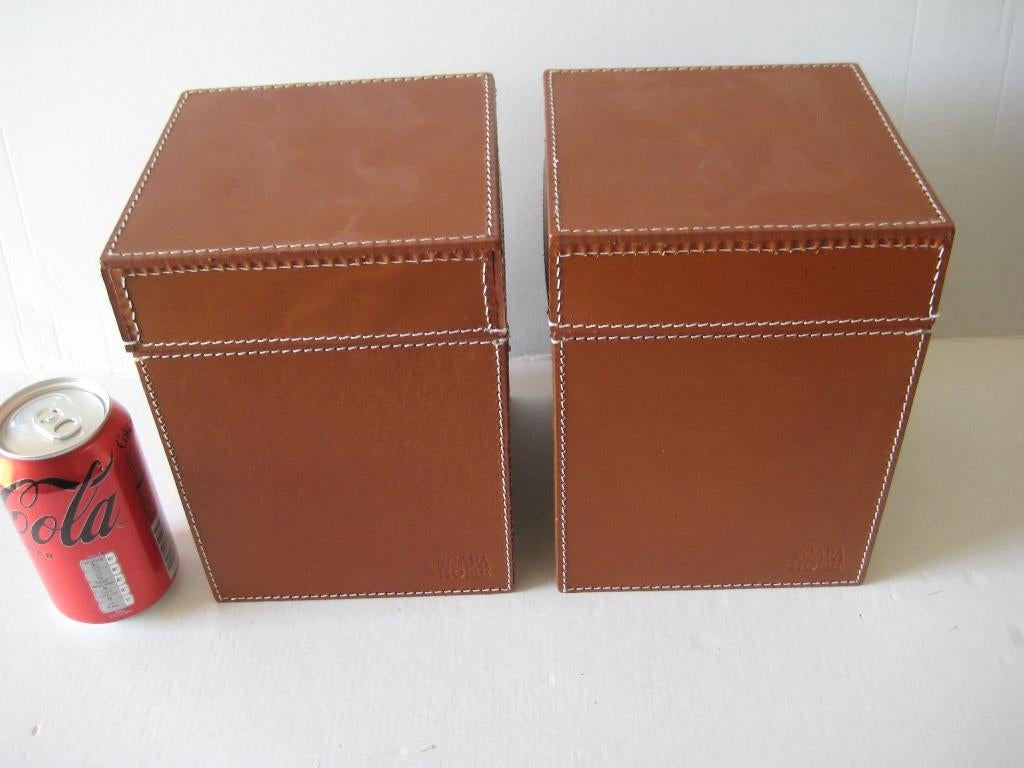 Twee grote dozen van SCAPA HOME  nieuw, Maison & Meubles, Accessoires pour la Maison | Étagères murales & Rayons de bibliothèque