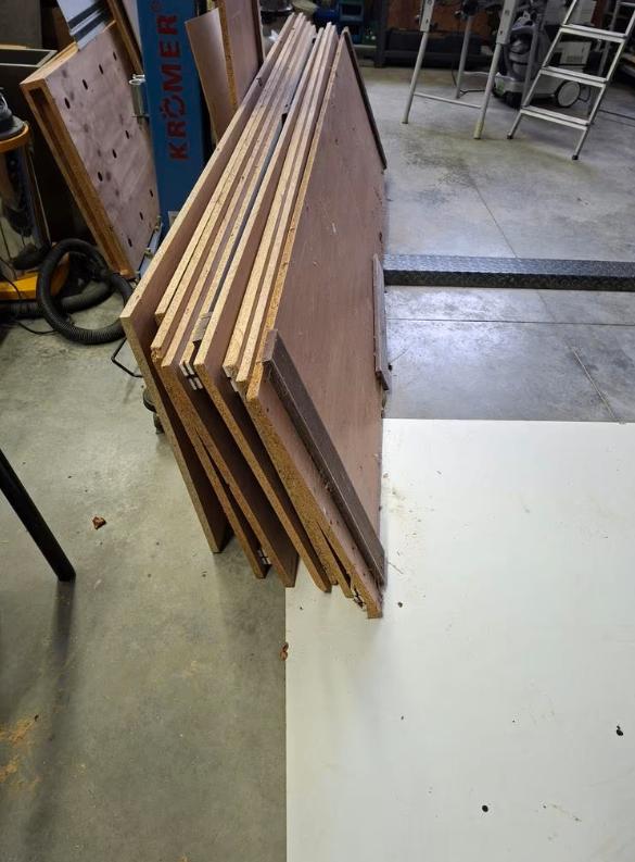 Gratis beplakte spaanplaten 19mm + rest, Ophalen, Gebruikt