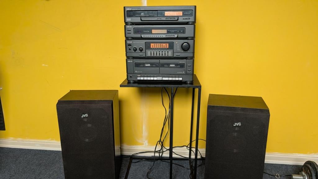 Stereoketen cd radio Akai met twee JVC boxen, Ophalen, JVC
