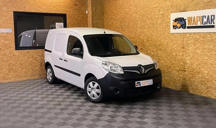 Renault Kangoo 1.5 dCi eur6d utilitaire clim (bj 2021), Auto's, Bestelwagens en Lichte vracht, Bedrijf, Te koop, ABS, Airbags