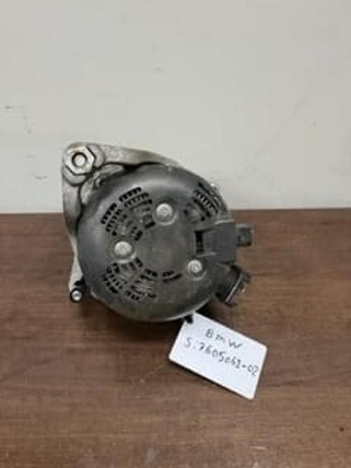 Dynamo BMW , 7605061-02, Auto-onderdelen, Motor en Toebehoren, BMW, Gebruikt, Ophalen of Verzenden