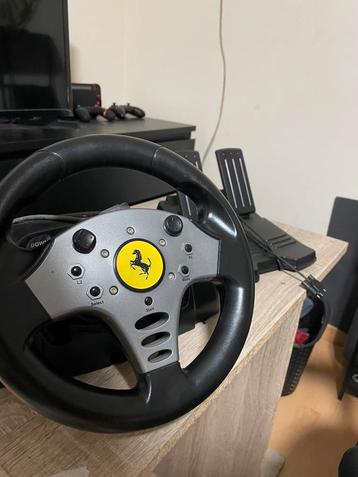PlayStation 1 + volant et pedalier beschikbaar voor biedingen