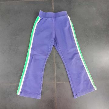 joggingbroek maat 110 beschikbaar voor biedingen
