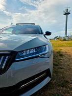 Skoda superb combi IV PHEV Sportline NOG 4 JAAR GARANTIE, Auto's, Skoda, Particulier, Superb, Te koop, Zetelverwarming