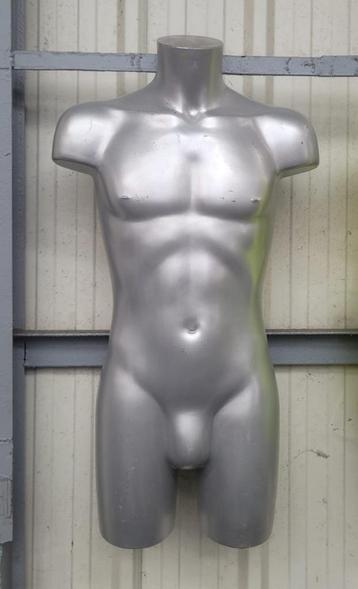 5X Mannequins bustes hommes avec fixations murale, Hobby & Loisirs créatifs, Enlèvement, Mannequin