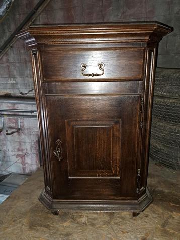 BELLE ARMOIRE ANCIENNE, Enlèvement, Utilisé