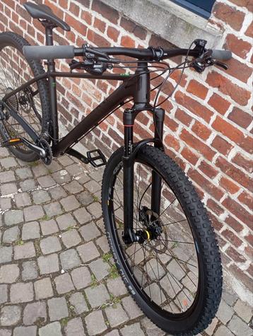Traduction en cours... beschikbaar voor biedingen