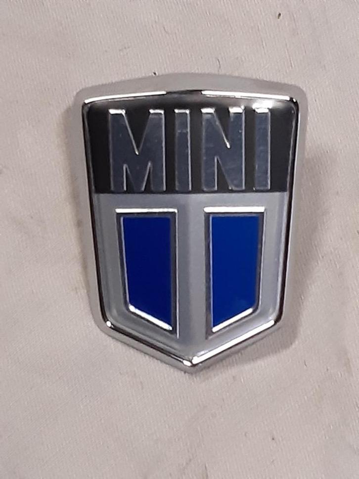 badge / embleem " LEYLAND" motorkap Klassieke Mini Cooper, Auto-onderdelen, Carrosserie, Motorkap, Mini, Oldtimer onderdelen, Rover