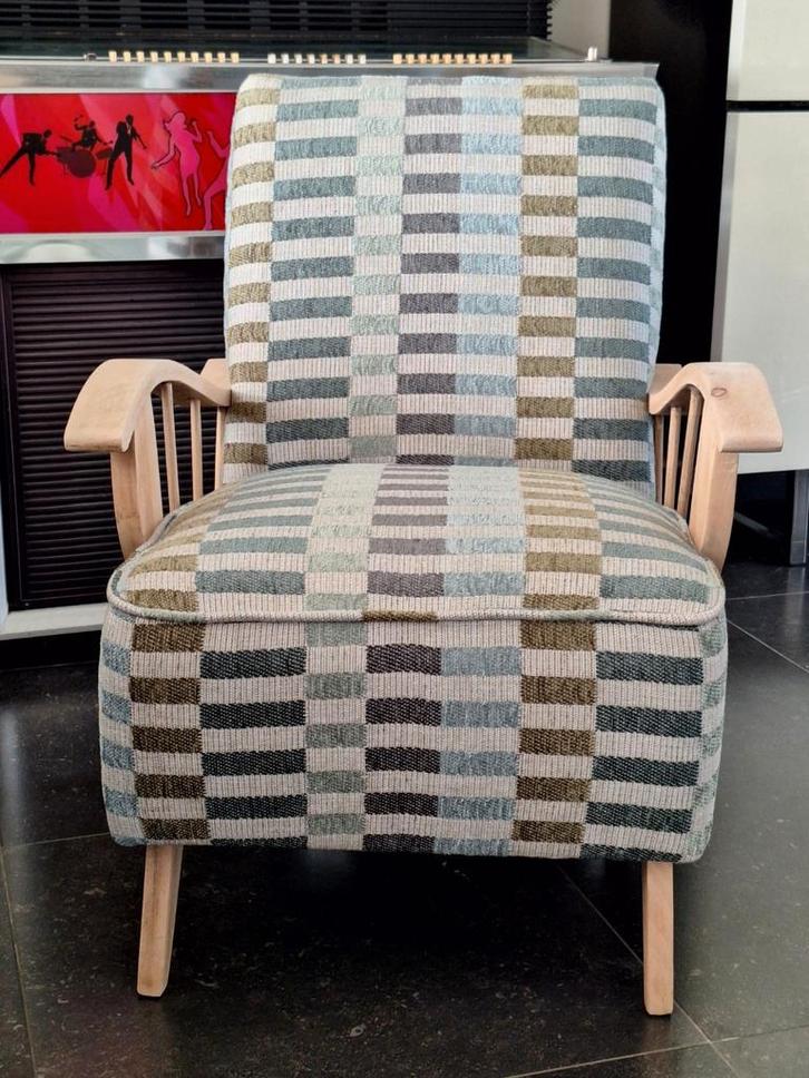 Upcycling retrozetel, Huis en Inrichting, Fauteuils, Zo goed als nieuw, Stof, Ophalen