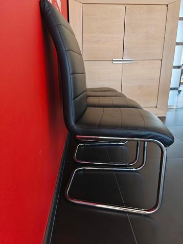 Lederen zwarte eetkamer stoelen  beschikbaar voor biedingen