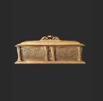 Neorenaissance Messing Kistje Met Gegraveerd Arabesken, Ophalen of Verzenden, Koper