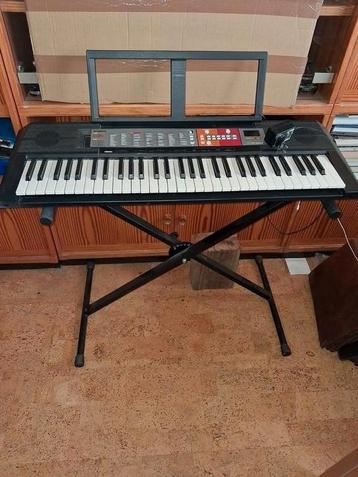 Keyboard yamaha in goede staat. beschikbaar voor biedingen