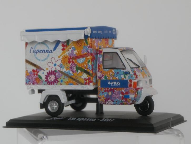 modelauto 1:32 Piaggio TM Apenna 2007, Hobby en Vrije tijd, Modelauto's | 1:32, Gebruikt, Auto, Overige merken, Ophalen of Verzenden