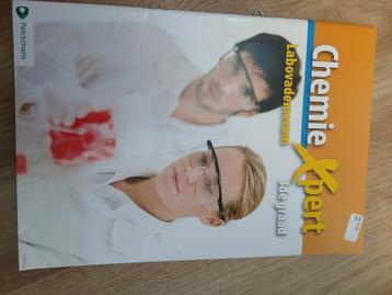 Labovademecum chemie expert 3de graad Pelckmans beschikbaar voor biedingen