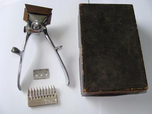Tondeuse à cheveux , marque Bel, année vers 1950, vintage, Verzamelen, Overige Verzamelen, Gebruikt, Ophalen of Verzenden