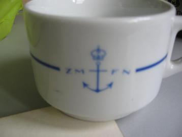 Tasse de la marine belge. Collector des années 60'/70'. Etat