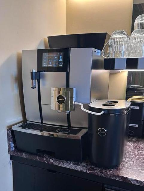 koffiemachine Jura Giga X3C, Elektronische apparatuur, Koffiezetapparaten, Zo goed als nieuw, Gemalen koffie, Koffiebonen, Overige typen