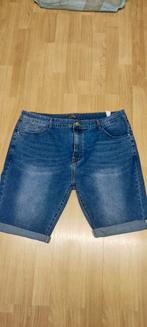 Bermuda en jeans taille 52 comme neuf, Ophalen of Verzenden, Zo goed als nieuw