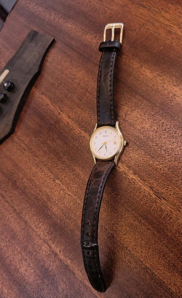 Seiko vintage quartzhorloge - juni 1992, Handtassen en Accessoires, Horloges | Dames, Zo goed als nieuw, Seiko, Leer, Ophalen of Verzenden