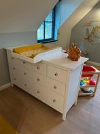 Verzorgingskussen OP Ikea hemnes kast, Kinderen en Baby's, Kinderkamer | Complete kinderkamers, Ophalen, Zo goed als nieuw