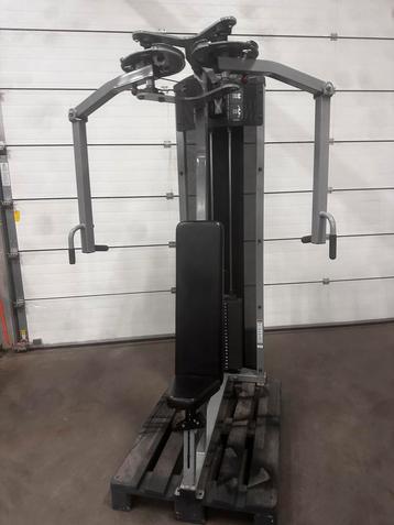 Life Fitness Peck Deck Rear Delt beschikbaar voor biedingen